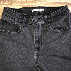 levi black 721 high rise skinny jeans